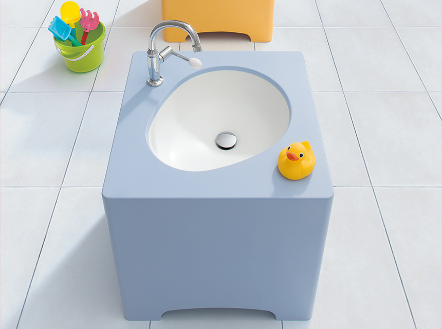 製品画像(カウンタ―:ダイヤモンドブルー、ボウル:グレイシアホワイト