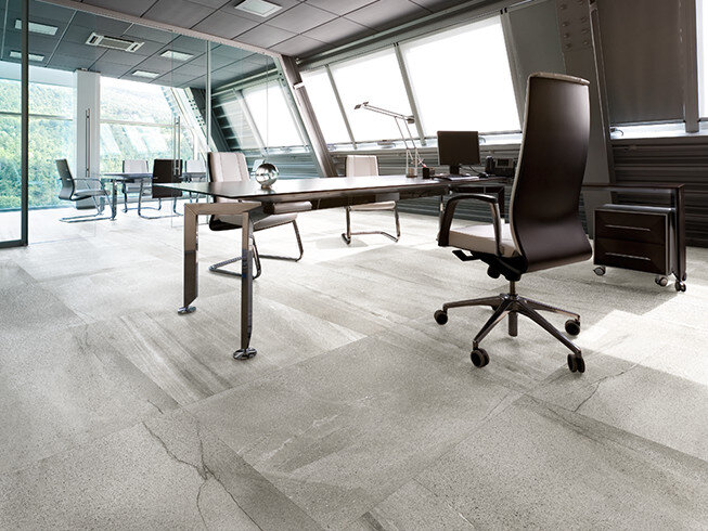 「大判化」「薄型化」が進み用途の広がるセラミックタイル