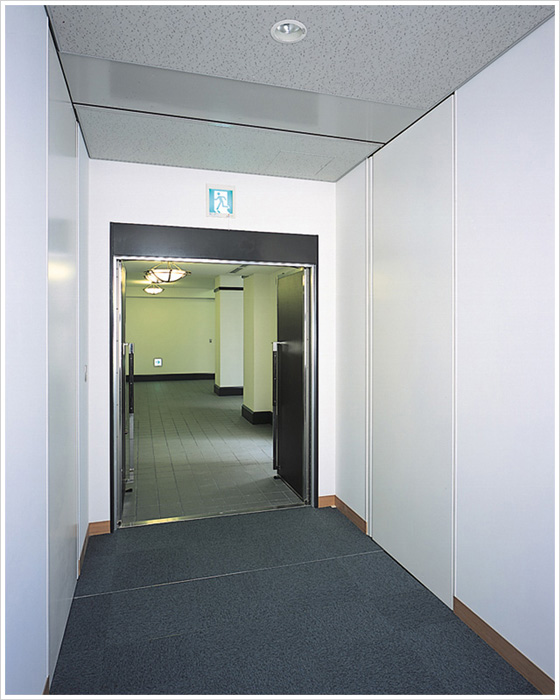 京都大学百周年時計台記念館の施工写真