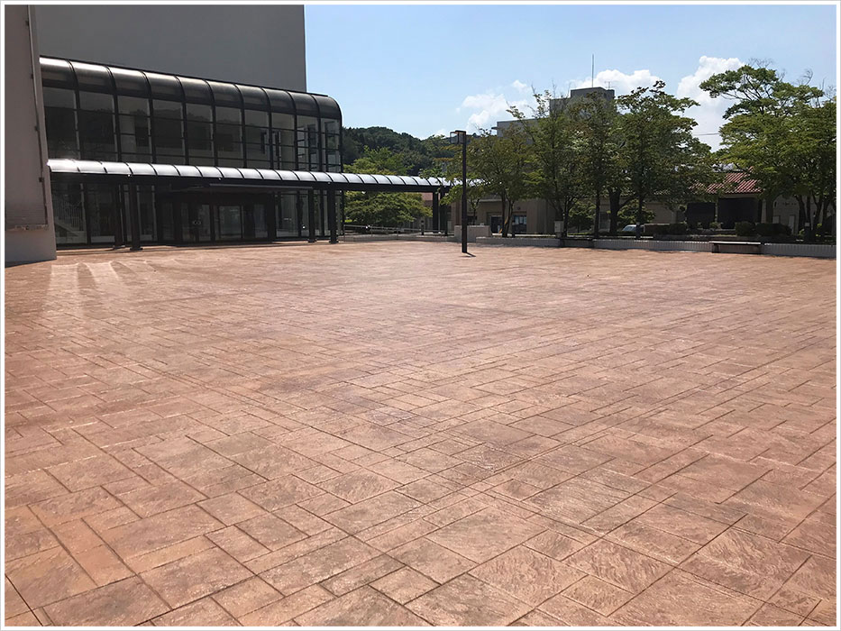川俣町中央公民館の施工写真