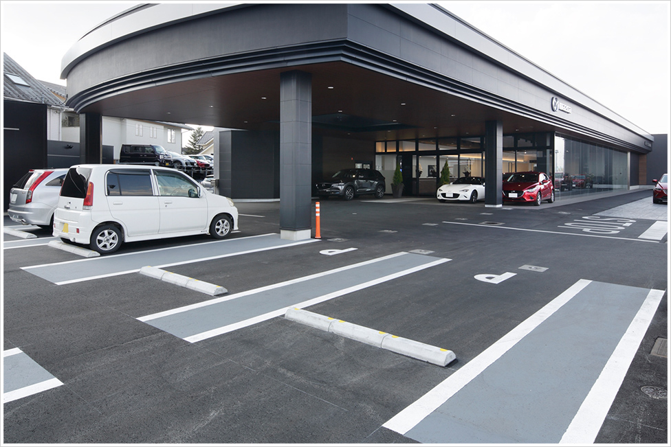 北関東マツダ 宇都宮西川田店の施工写真