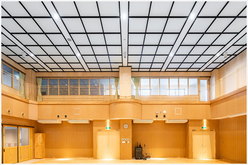 みどりの南小学校・中学校建設工事の施工写真