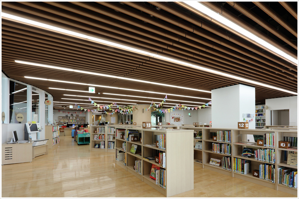 札幌市白石区複合庁舎の施工写真