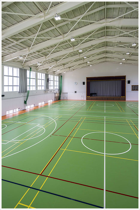御殿場市高根地区児童屋内体育施設の施工写真