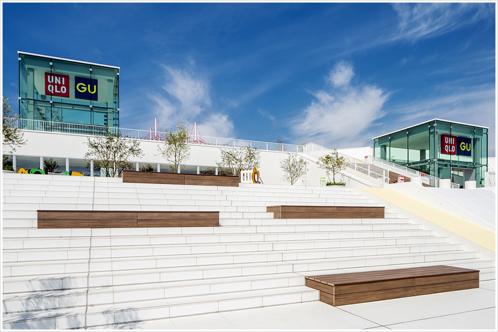 UNIQLO PARK 横浜ベイサイド店の施工写真